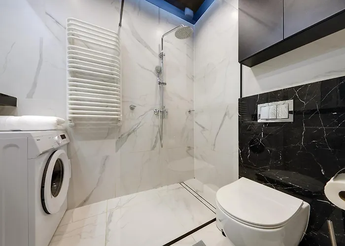 - Center - Chic And Luxury - S59 *